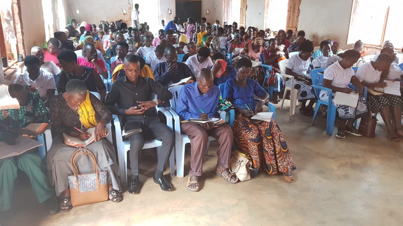 A teaching session in Tanzania, 2022.