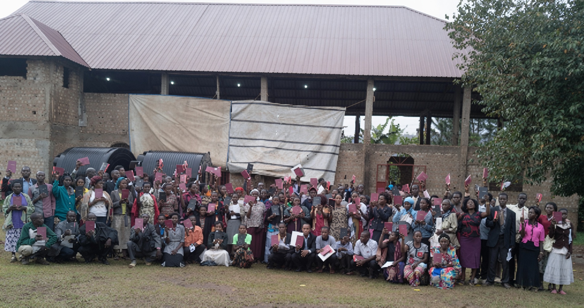 3rd Symposium group photo outside.